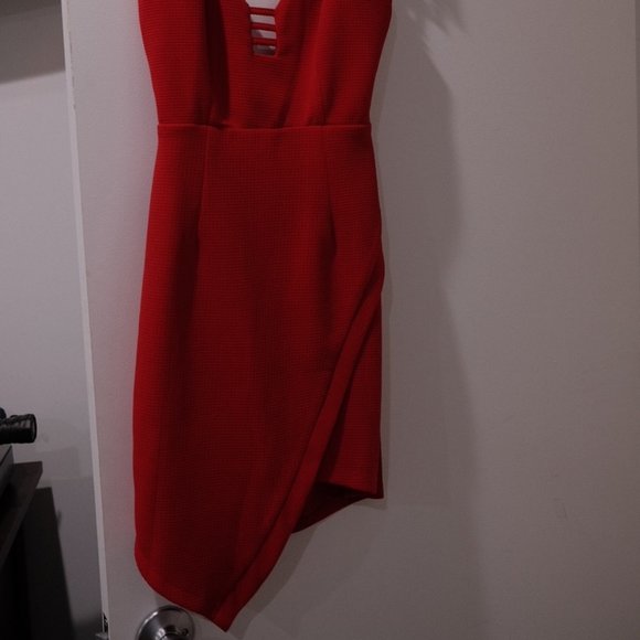 LF Collection Red Dress - Picture 2 of 2